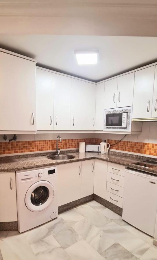 Apartamento A 2 Minutos De La Playa Y Centro Fuengirola Eksteriør bilde